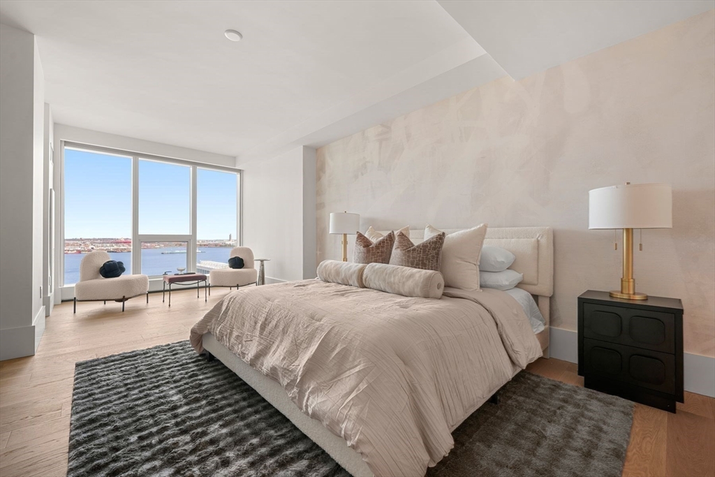 150 Seaport Boulevard Unit: 15CD