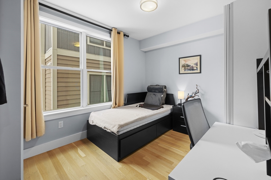 150 W Broadway # 314