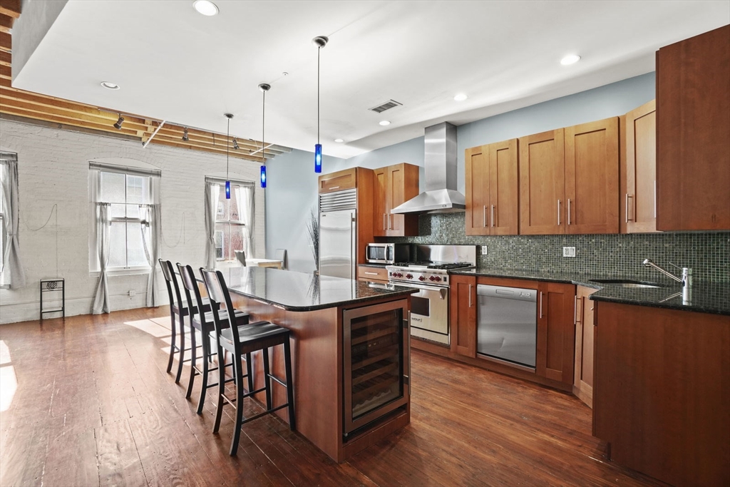 96 South St # 3