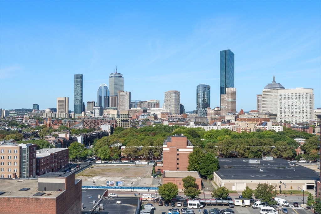 380 Harrison Ave Unit: PH1H