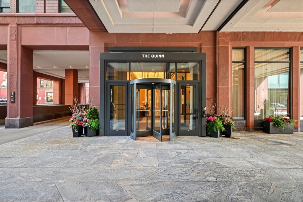 380 Harrison Ave Unit: PH1H