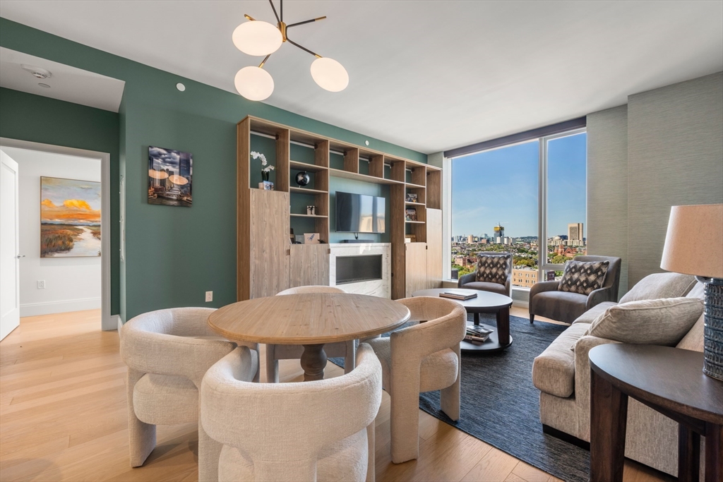 380 Harrison Ave Unit: PH1H