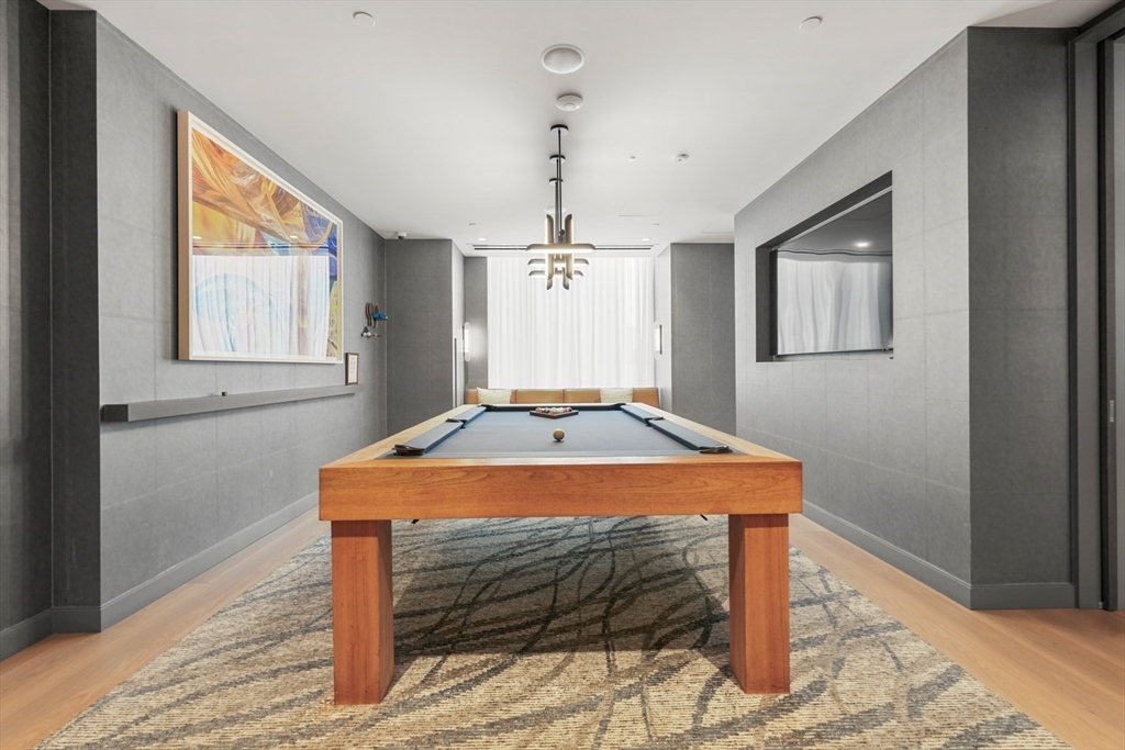 380 Harrison Ave Unit: PH1H