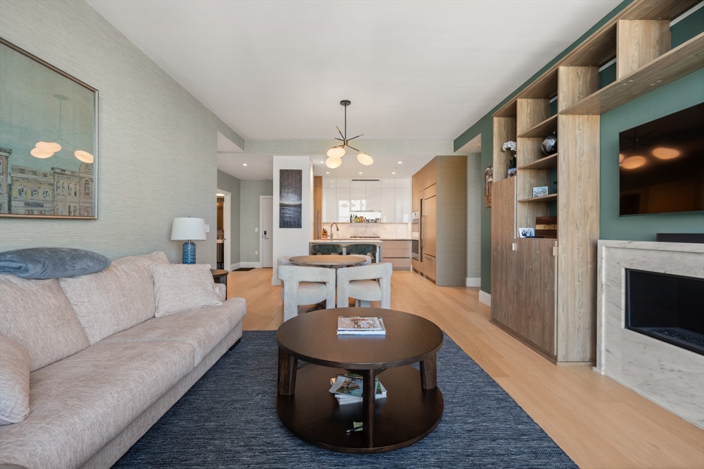 380 Harrison Ave Unit: PH1H