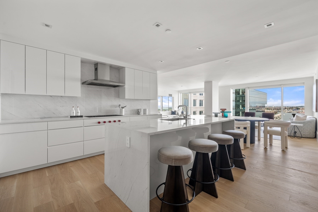 150 Seaport Boulevard Unit: 15CD