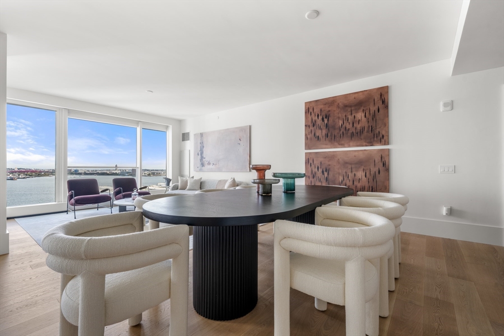 150 Seaport Boulevard Unit: 15CD