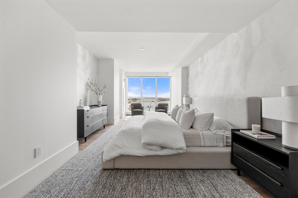 150 Seaport Boulevard Unit: 15CD