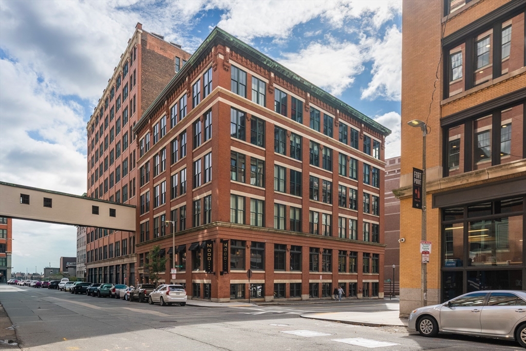 49 Melcher St # 502, Boston Unit: 502