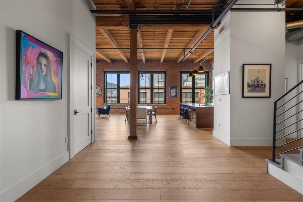 49 Melcher St # 502, Boston Unit: 502