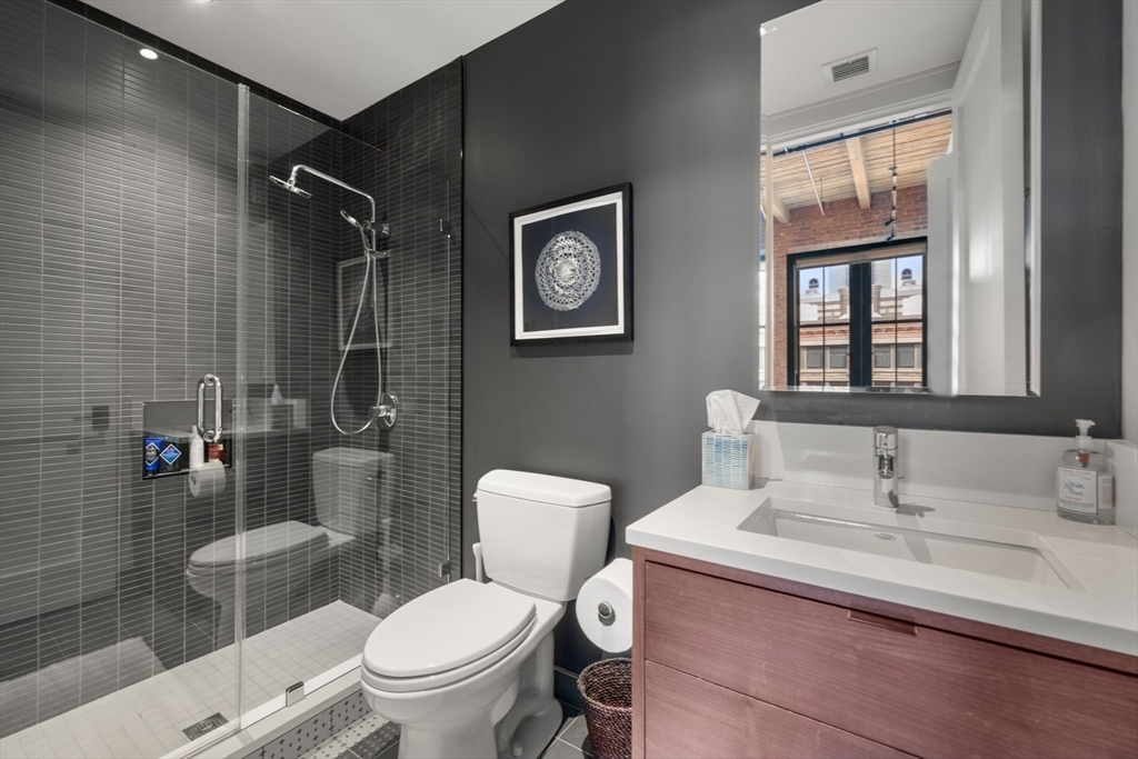 49 Melcher St # 502, Boston Unit: 502