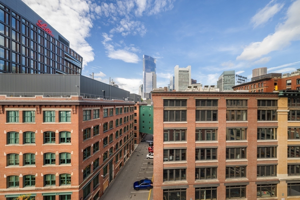 49 Melcher St # 502, Boston Unit: 502