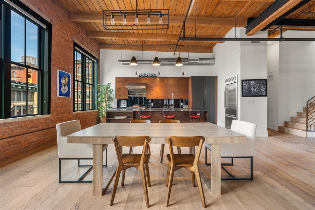 49 Melcher St # 502, Boston Unit: 502