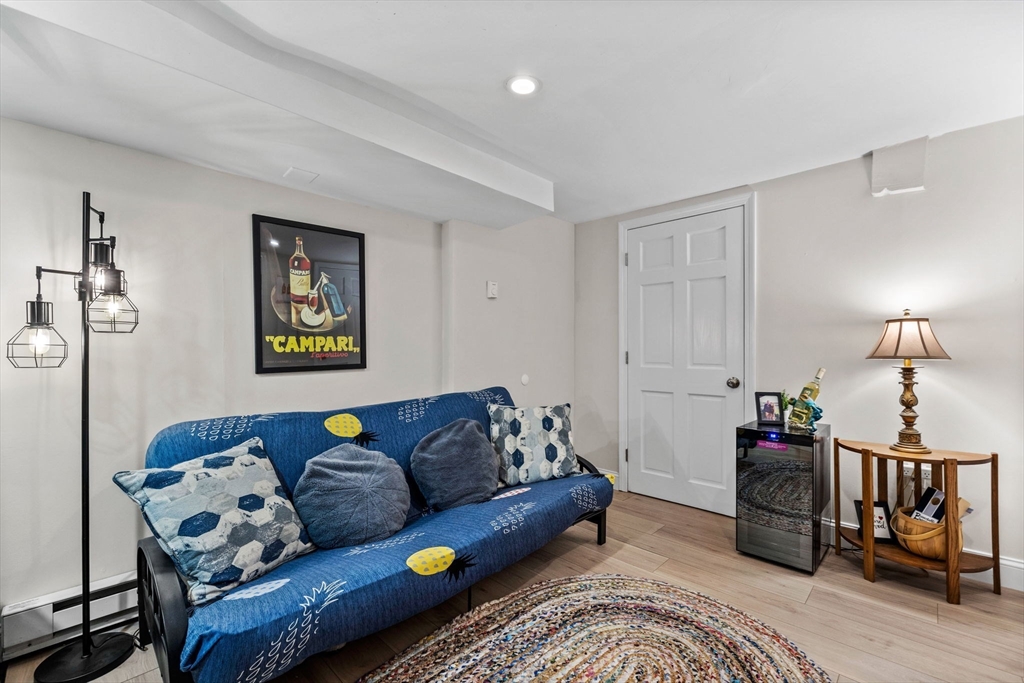 25 Clark St Unit: 2AA