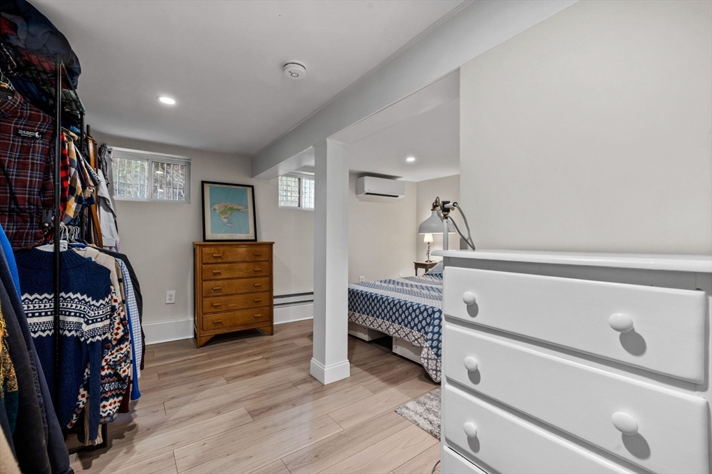 25 Clark St Unit: 2AA