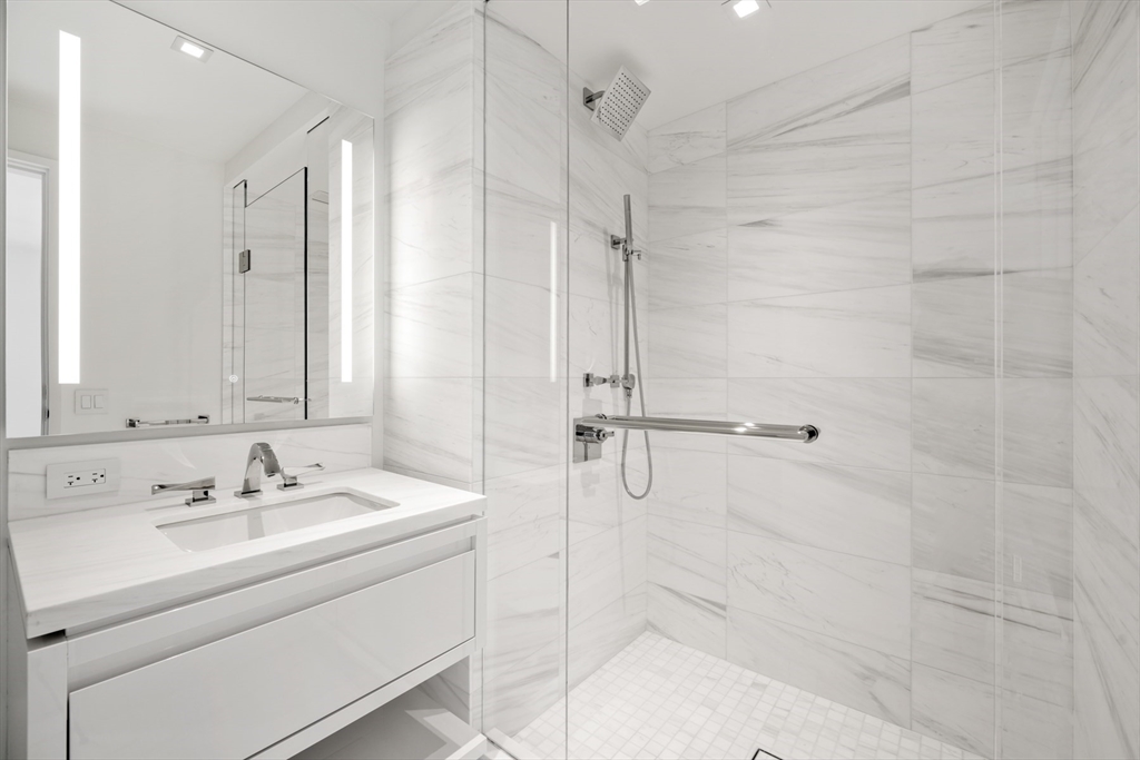 150 Seaport Blvd # 9B