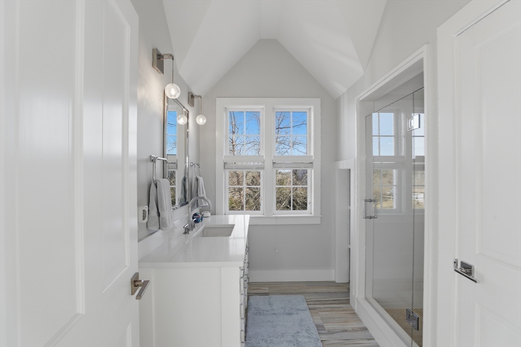 4 Goose Cove Way
