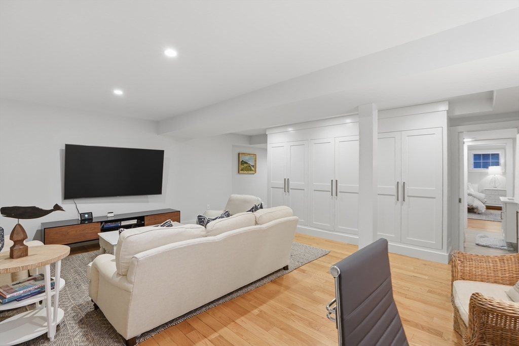 4 Goose Cove Way