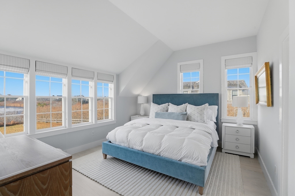 4 Goose Cove Way