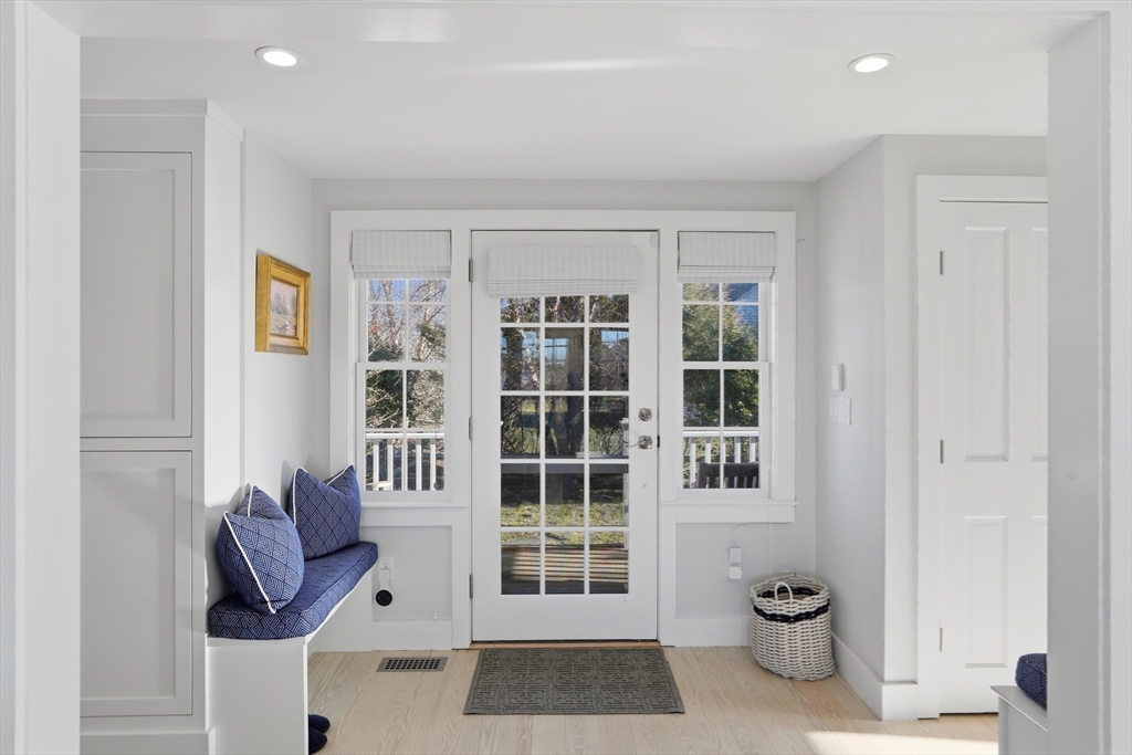 4 Goose Cove Way