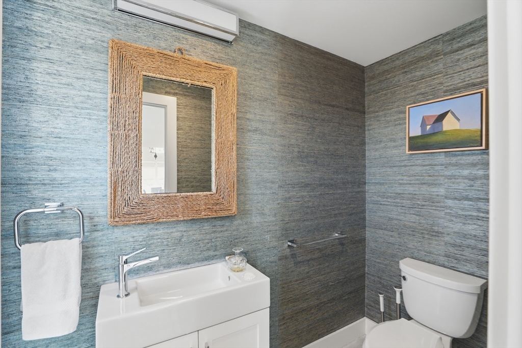 4 Goose Cove Way