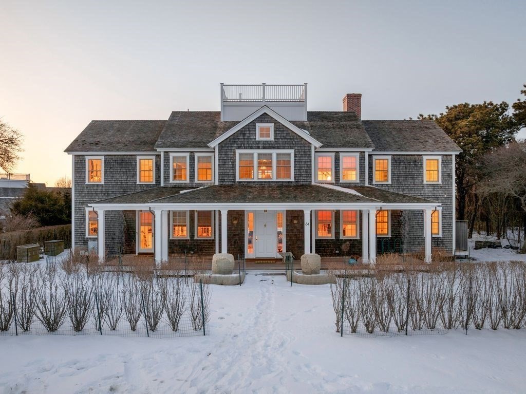 34 Brewster Road