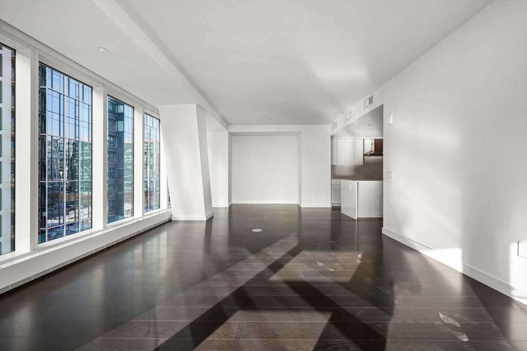 150 Seaport Blvd # 10G