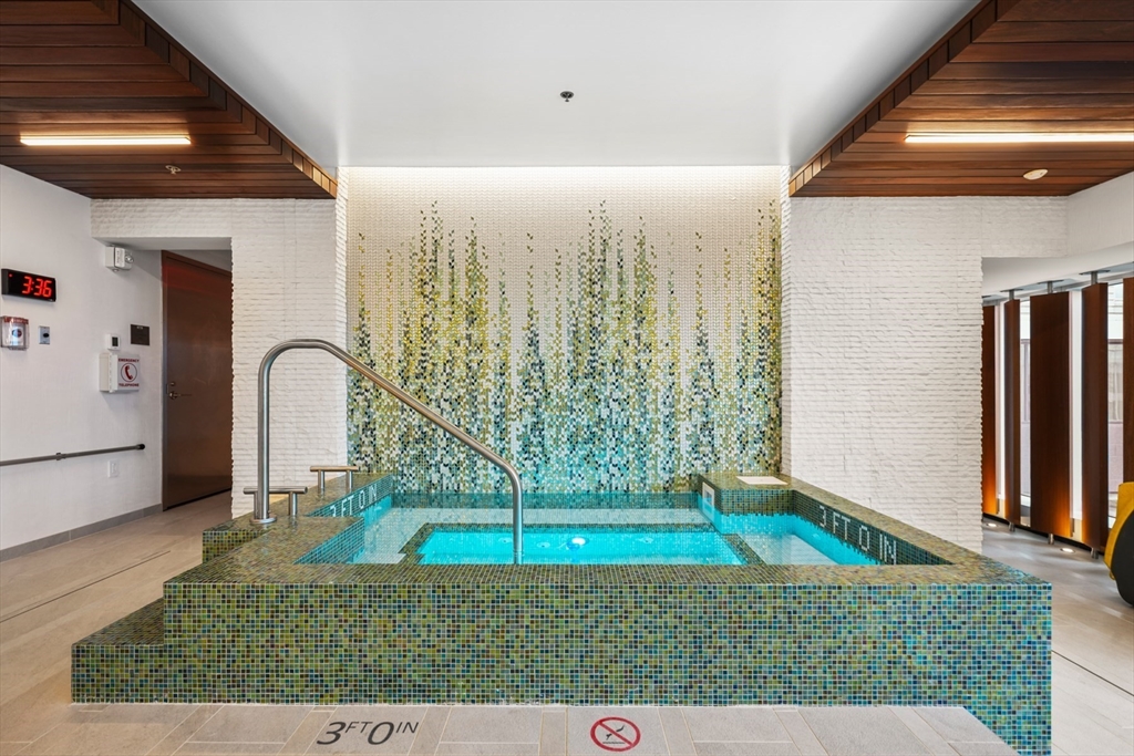 150 Seaport Blvd # 10G