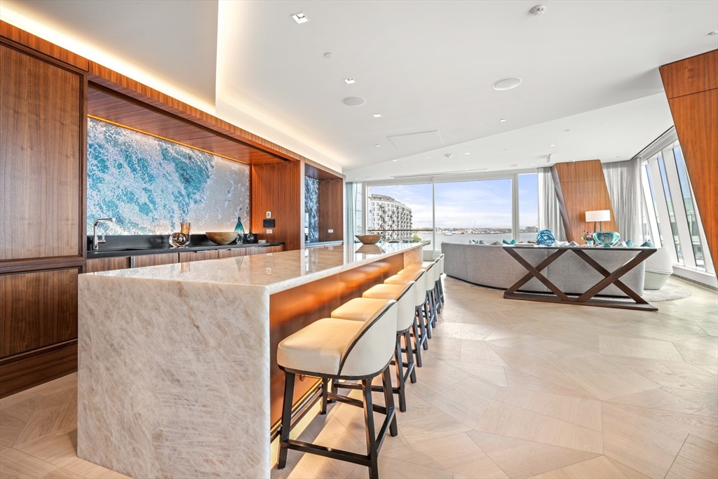 150 Seaport Blvd # 10G