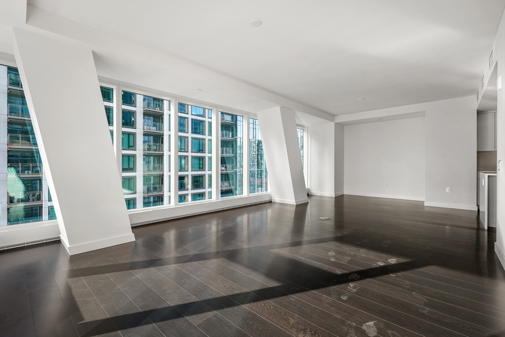 150 Seaport Blvd # 10G