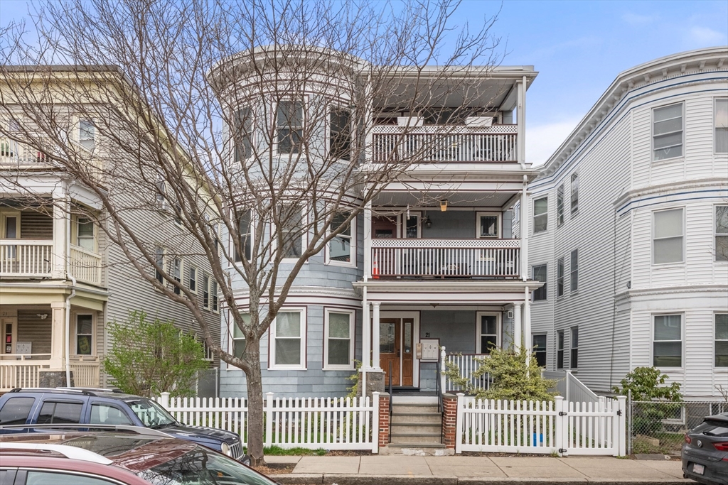 21 Thornley St # 2
