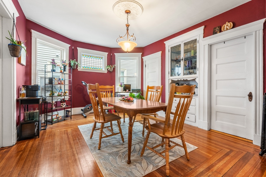 21 Thornley St # 2