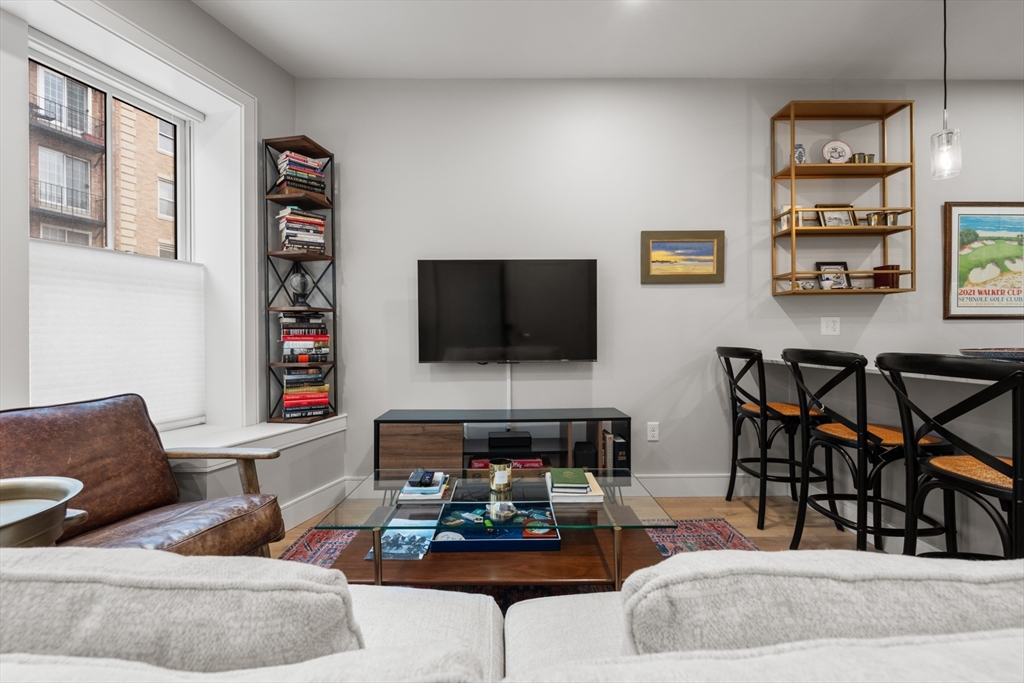 471 Hanover St # 2