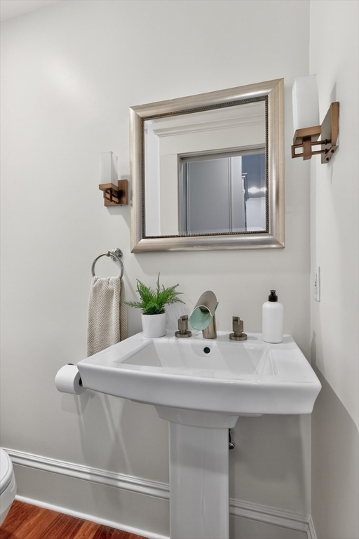 65 Rutland St Unit: PH3