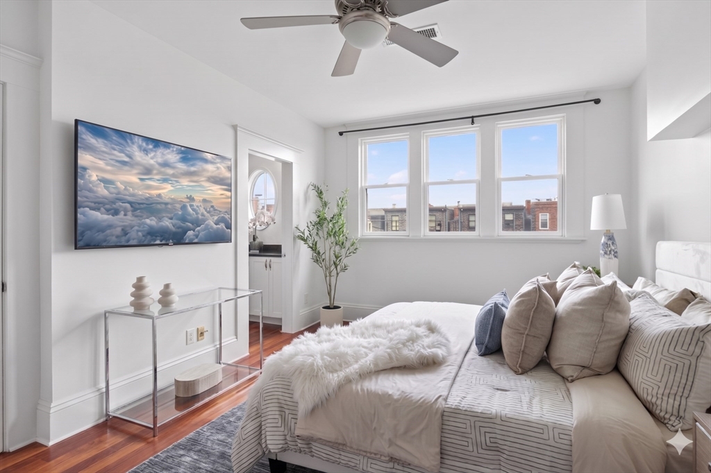 65 Rutland St Unit: PH3