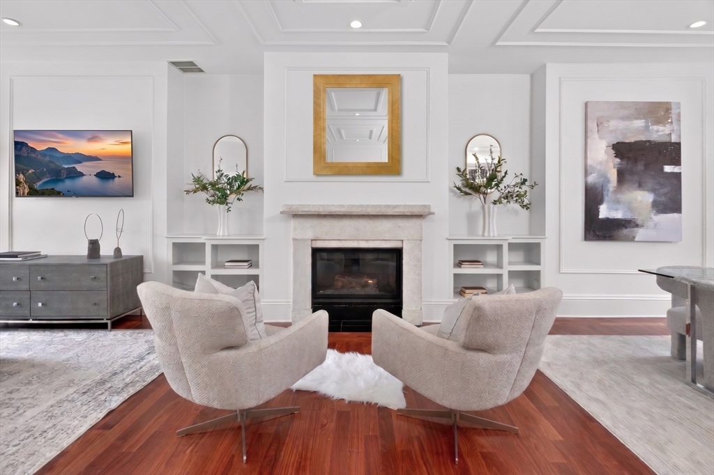 65 Rutland St Unit: PH3