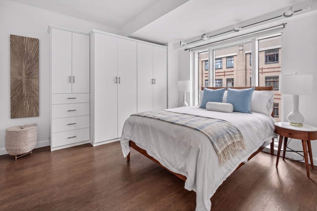 1 Nassau St # 1001