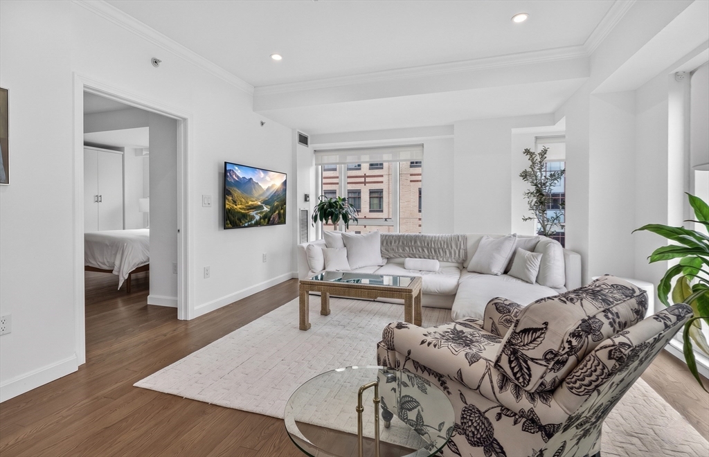 1 Nassau St # 1001