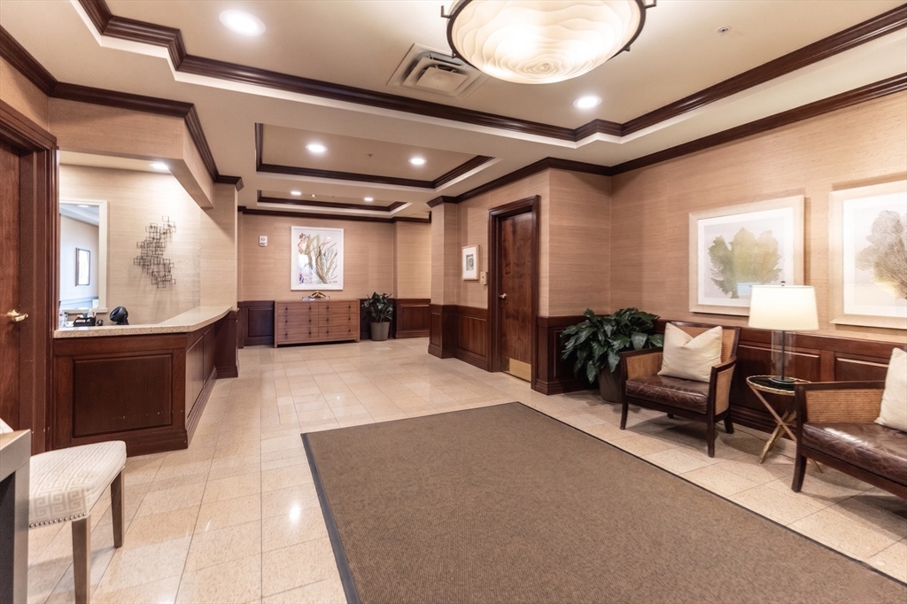 1 Nassau St # 1001