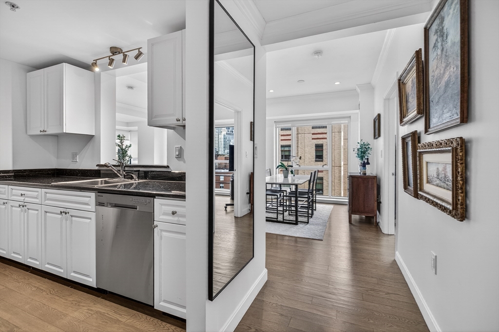 1 Nassau St # 1001