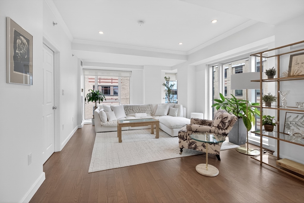 1 Nassau St # 1001