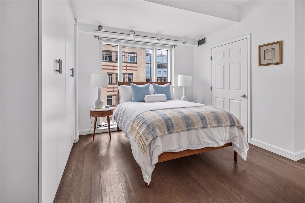 1 Nassau St # 1001