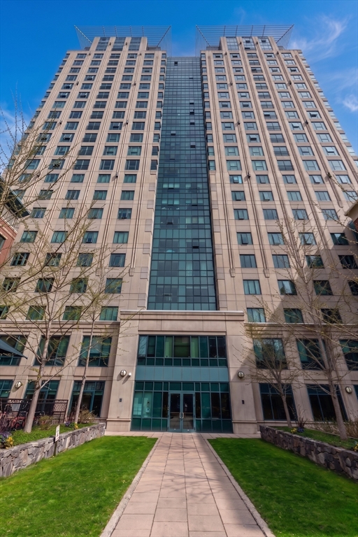 1 Nassau St # 1001