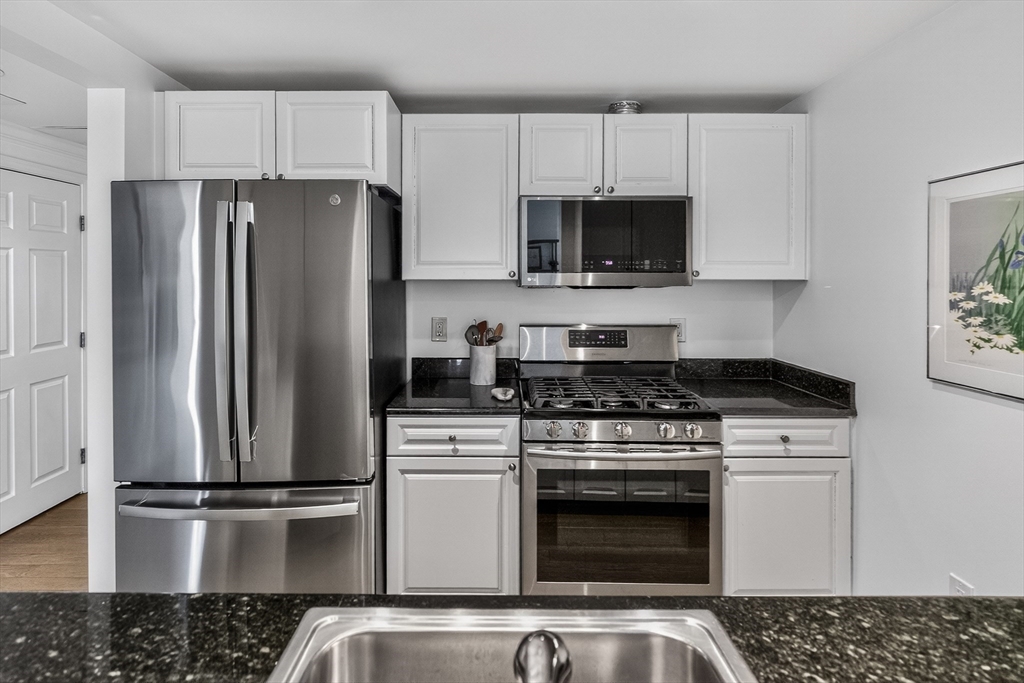 1 Nassau St # 1001