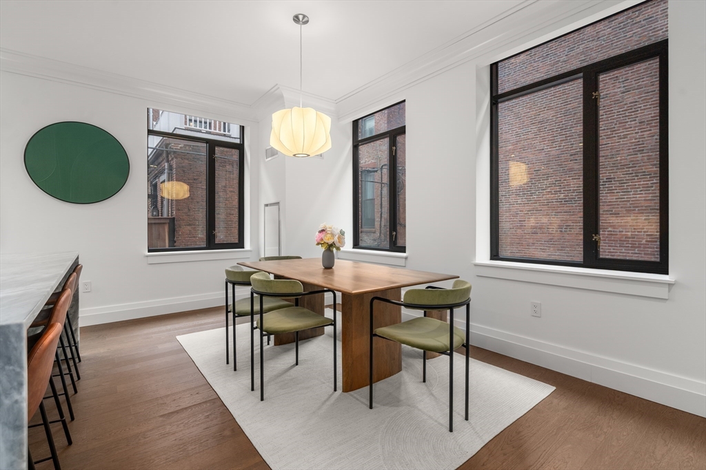 45 Temple St # 102