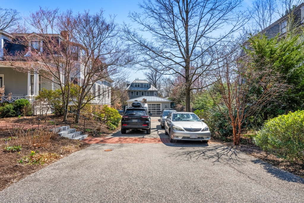 14 Craigie St # 1A