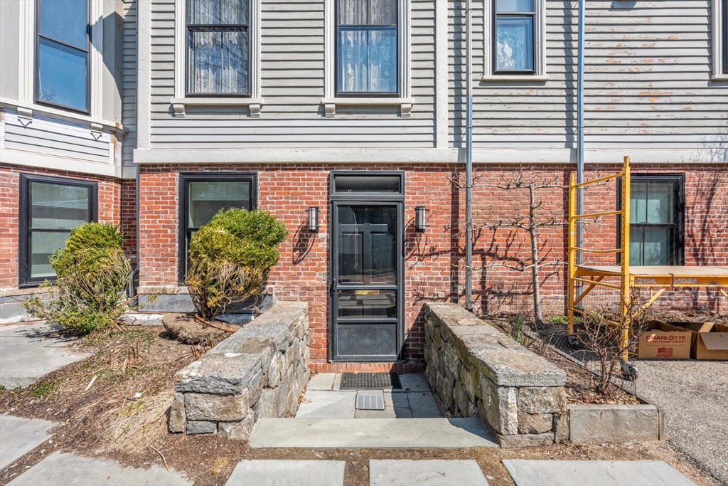 14 Craigie St # 1A