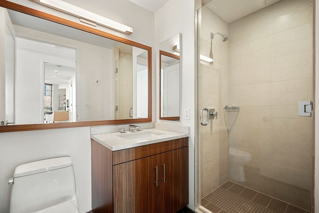 580 Washington St Unit: PH3