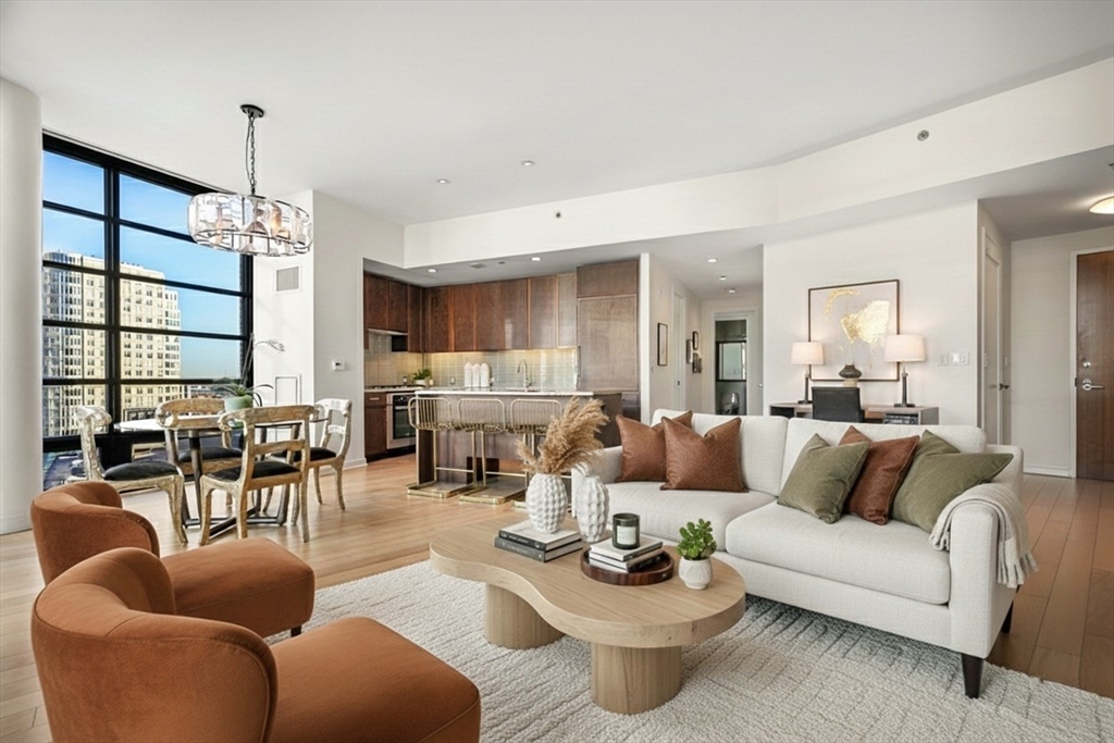 580 Washington St Unit: PH3