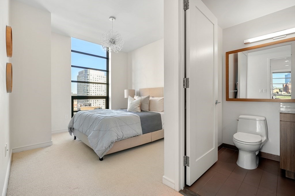 580 Washington St Unit: PH3