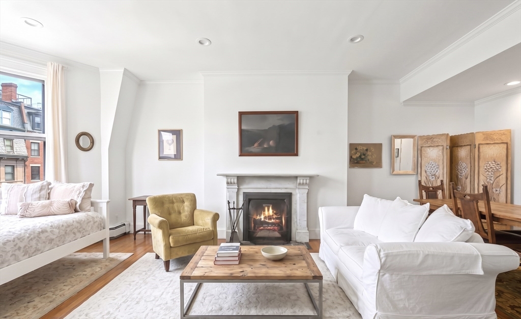 277 Beacon St # 4A